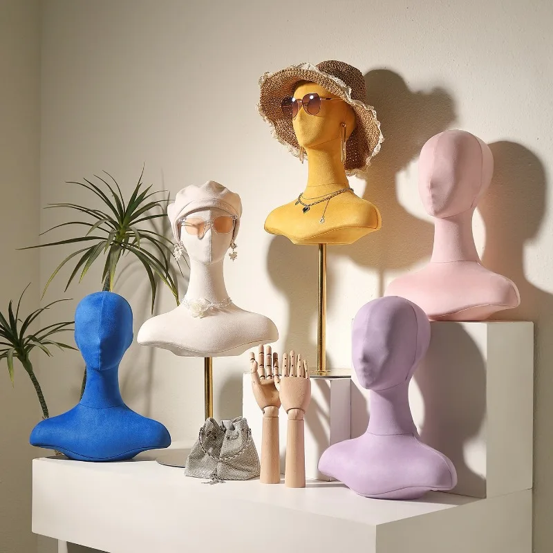 Body Jewelry Store - Clothing store wig model props colored